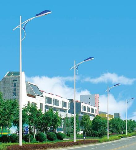 如何安全使用鋰電池太陽(yáng)能路燈？-明思維照明