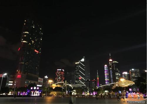 特色太陽能路燈充電樁廠商叮囑你:LED路燈桿怎么輔助搞定車和路的協(xié)同?-明思維照明