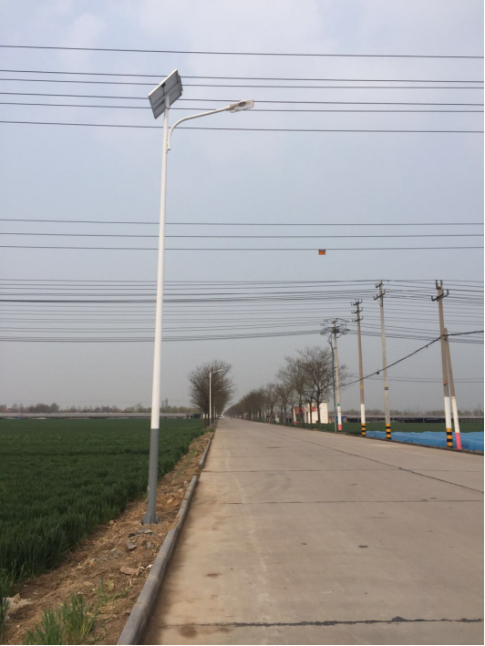 LED路燈點亮金拓礦業(yè)