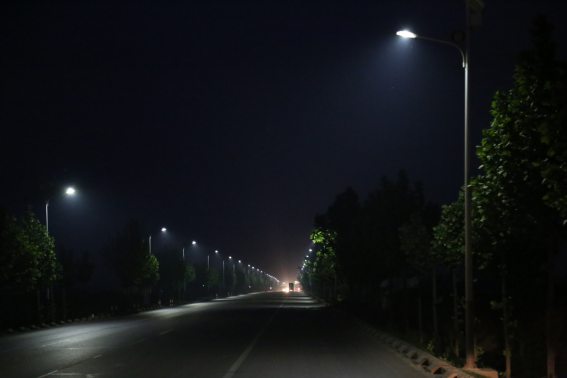 新春佳節(jié)將至，光電LED路燈照亮你回家的路