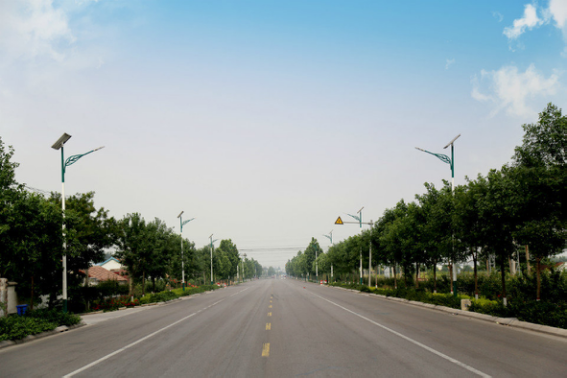 采購太陽能路燈，要看亮燈時間