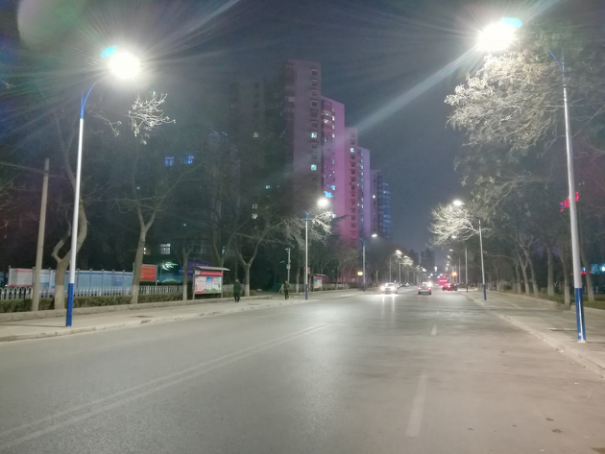 致敬LED路燈——歲月靜好，是因為有人風(fēng)雨中負重前行