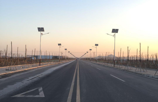 夏季太陽能路燈維護(hù)要點(diǎn)
