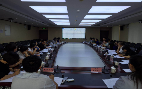 《道路和隧道照明用LED燈具能效限定值及能效等級》國家標準于近期發(fā)《道路和隧道照明用LED燈具能效限定值及能效等級》國家標準于近期發(fā)布，山東參與起草標準