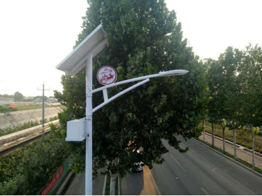 經(jīng)濟(jì)型led路燈現(xiàn)場