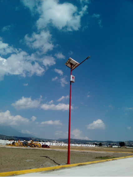 威海LED太陽(yáng)能景觀燈照亮景區(qū)山莊道路