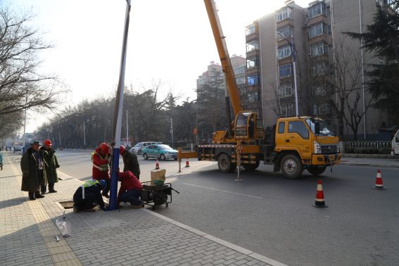 LED路燈道路亮化施工中