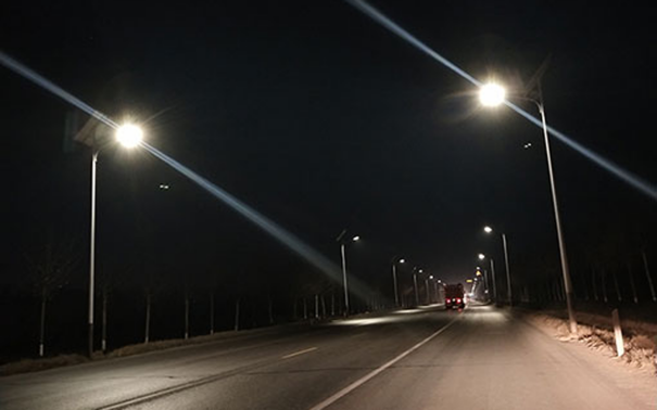 LED路燈燈頭燈具散熱好，使用壽命就更長(zhǎng)