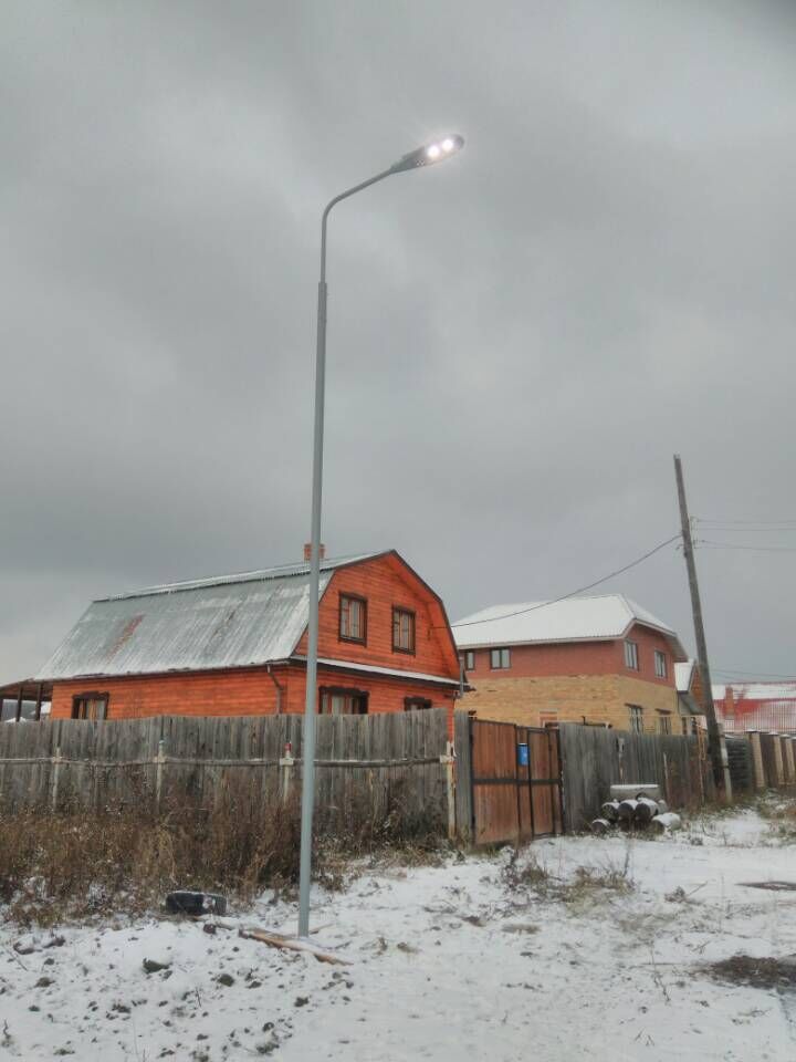 東歐led路燈亮燈