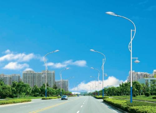 如何選擇合適的太陽能LED路燈-明思維照明