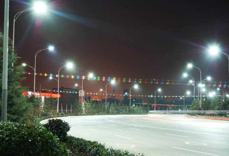 led路燈牌子